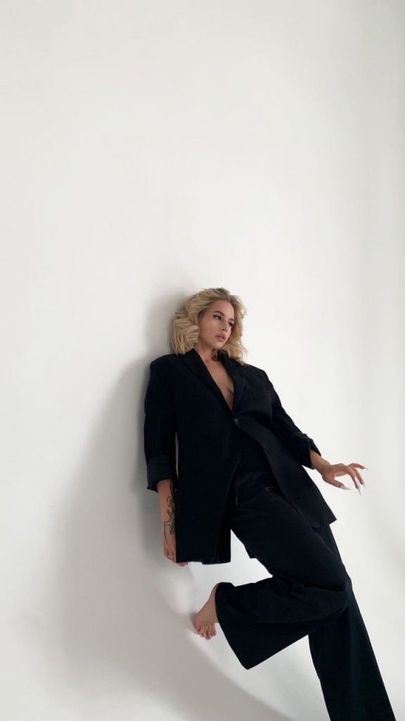 Эскортница Амелия в Москве