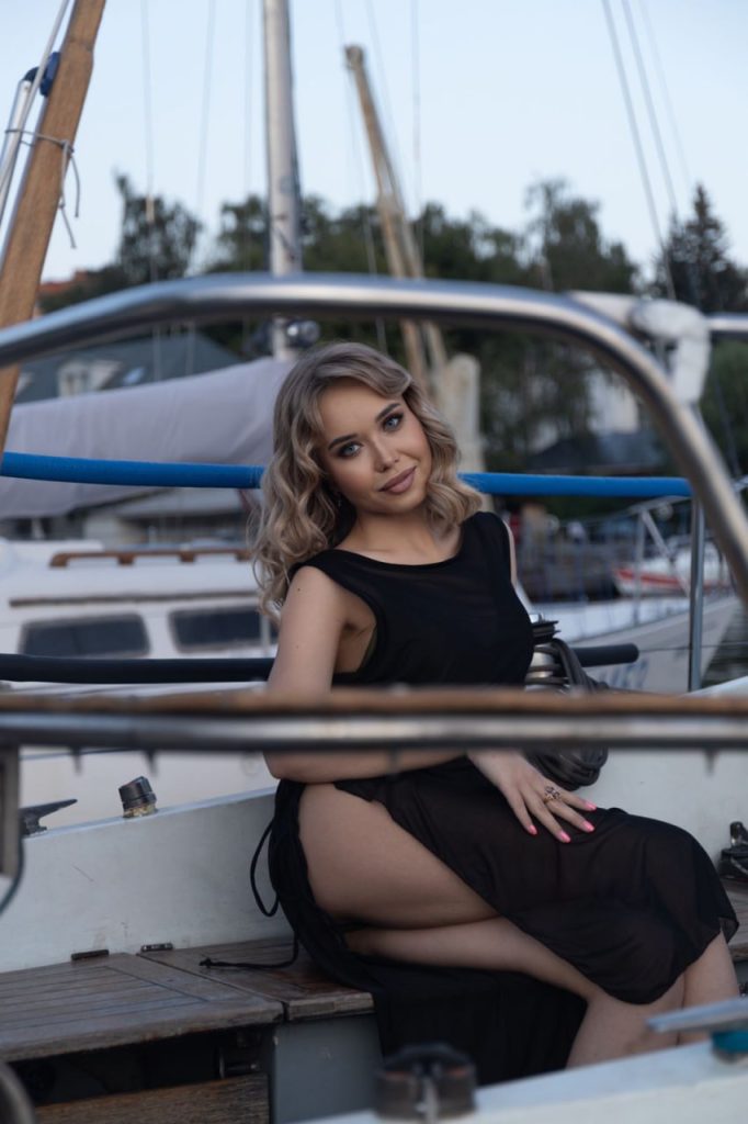 Модель Аврора в Москве