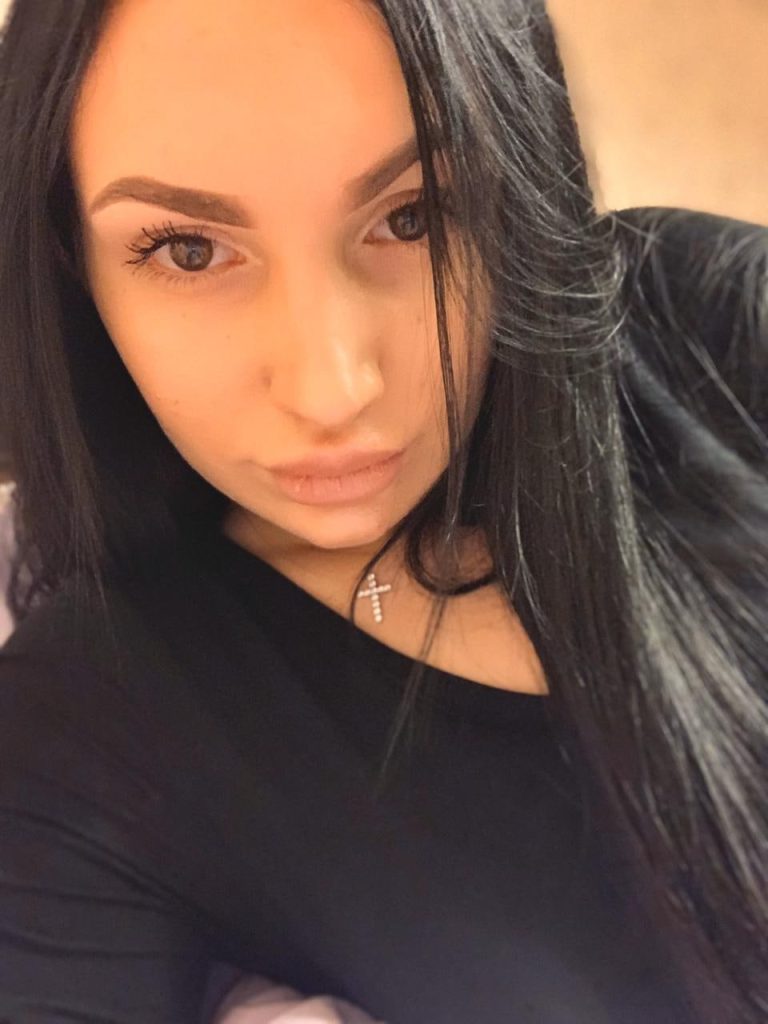 Эскортница Дарина