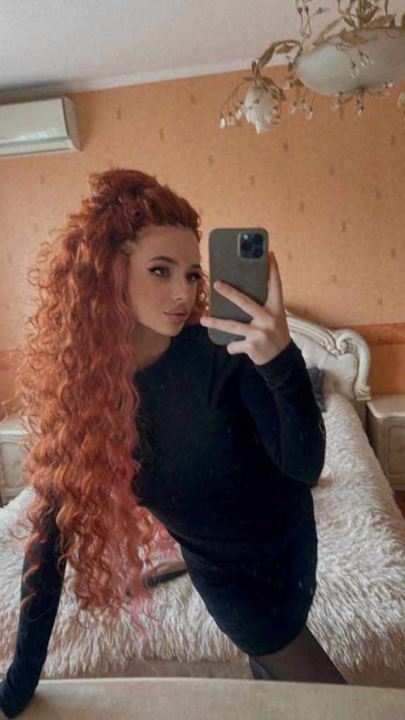 Модель Валери